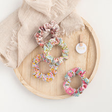 AA07 Scrunchie Set - Liberty Print
